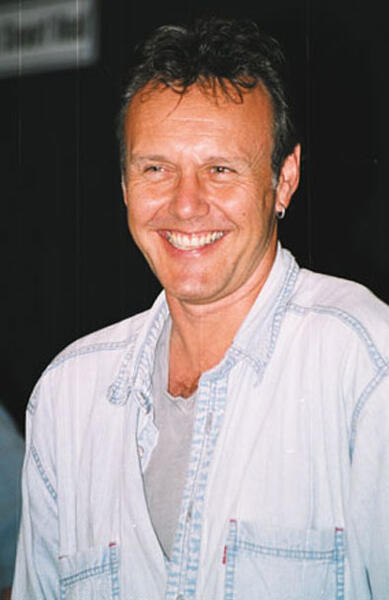Giles · Actors